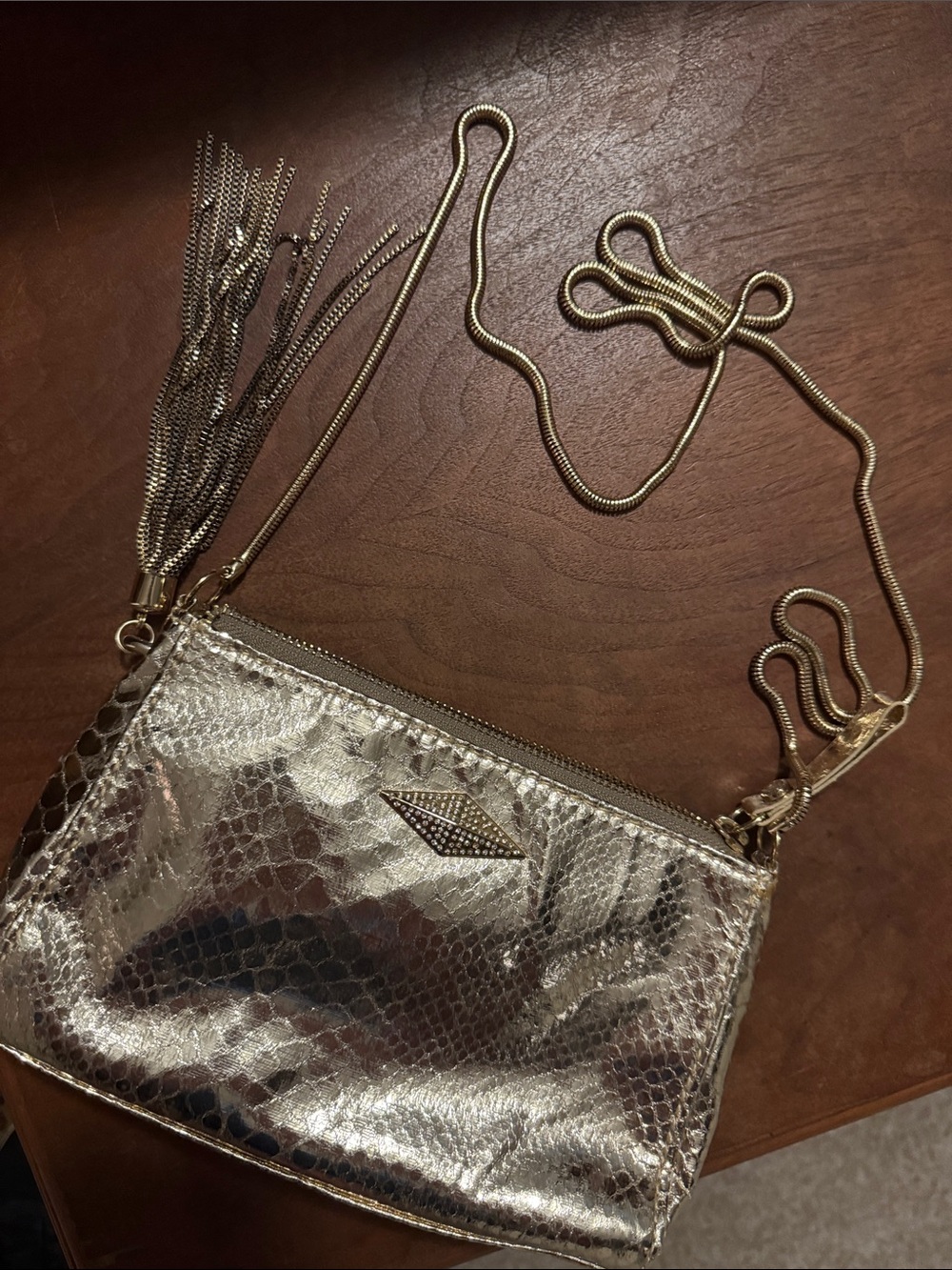 Metallic Gold Snake-Texture Crossbody Bag with Tassel Accent